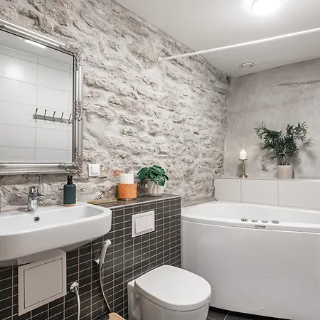 Airhome - Royal Family Apartament