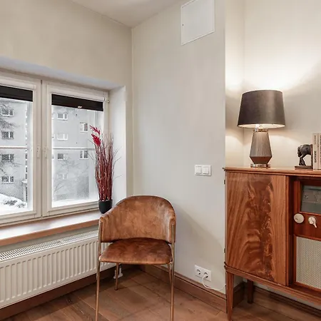 Airhome - Royal Family تالين