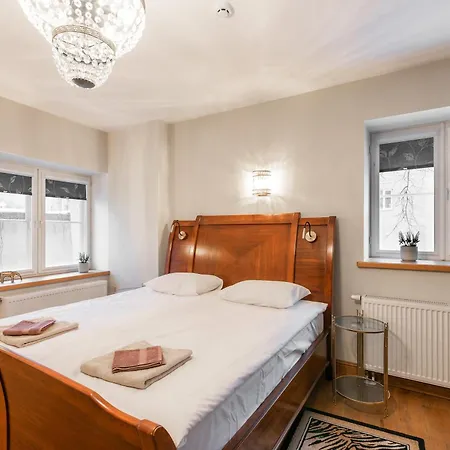 Airhome - Royal Family Apartment Tallinn