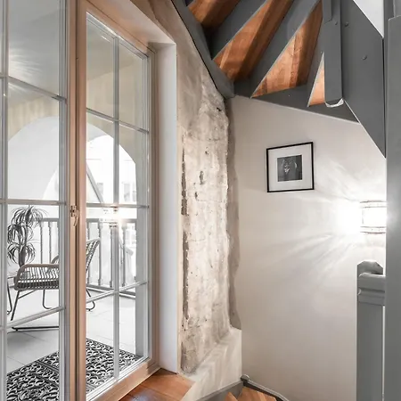 Airhome - Royal Family Apartament