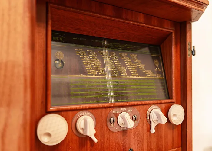 Airhome - Royal Family Таллин