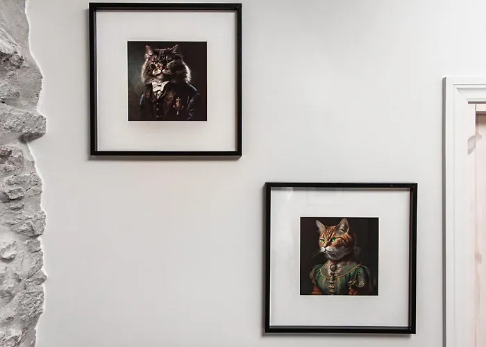 Airhome - Royal Family * Tallinn