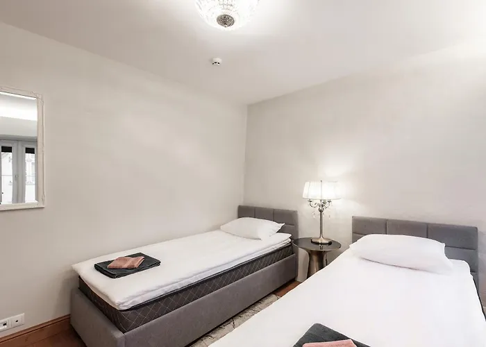 Airhome - Royal Family Tallinn