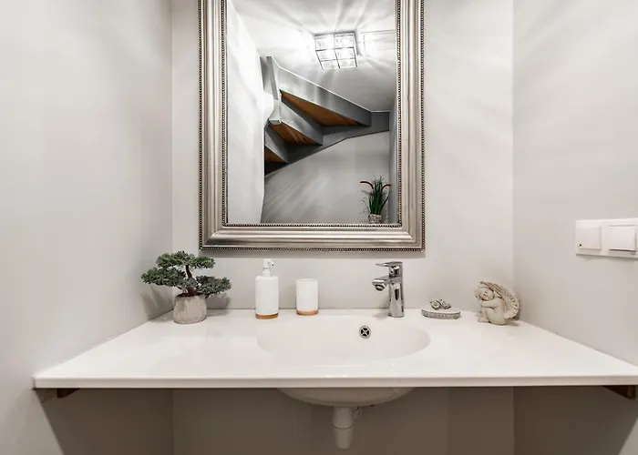 Airhome - Royal Family Appartement *