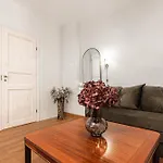 Airhome - Royal Family Tallinn