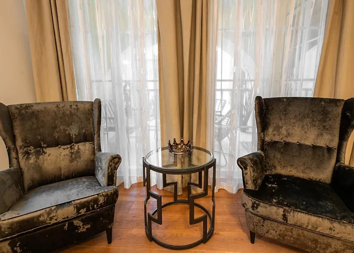 Apartment Airhome - Royal Family *